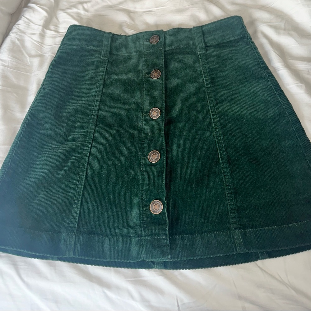 Forever 21 green corduroy button up skirt